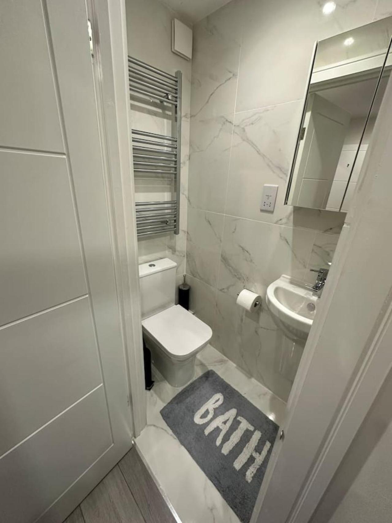 Zone 1 Guest house *