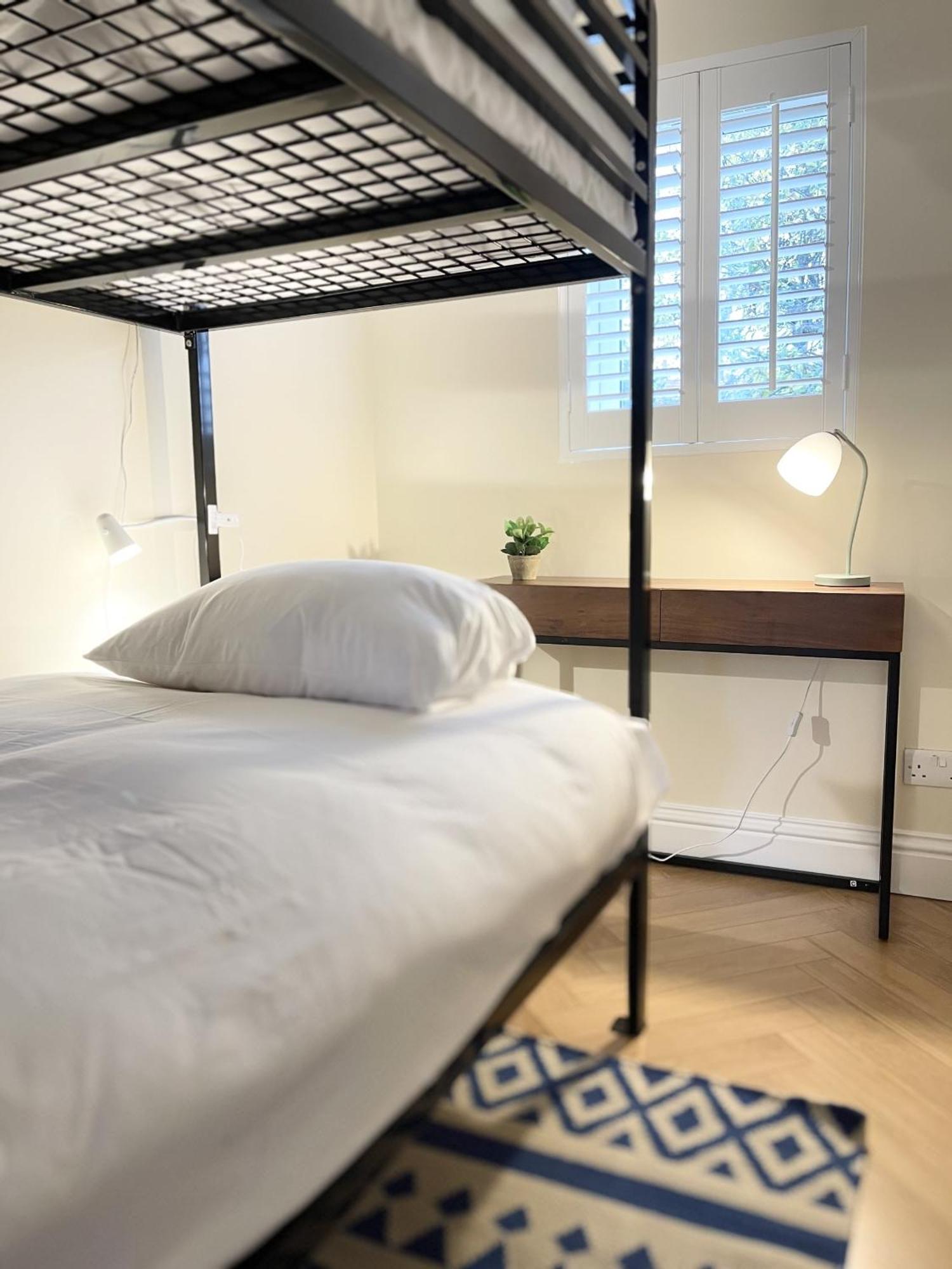 Bed & Breakfast Glenlyn & London