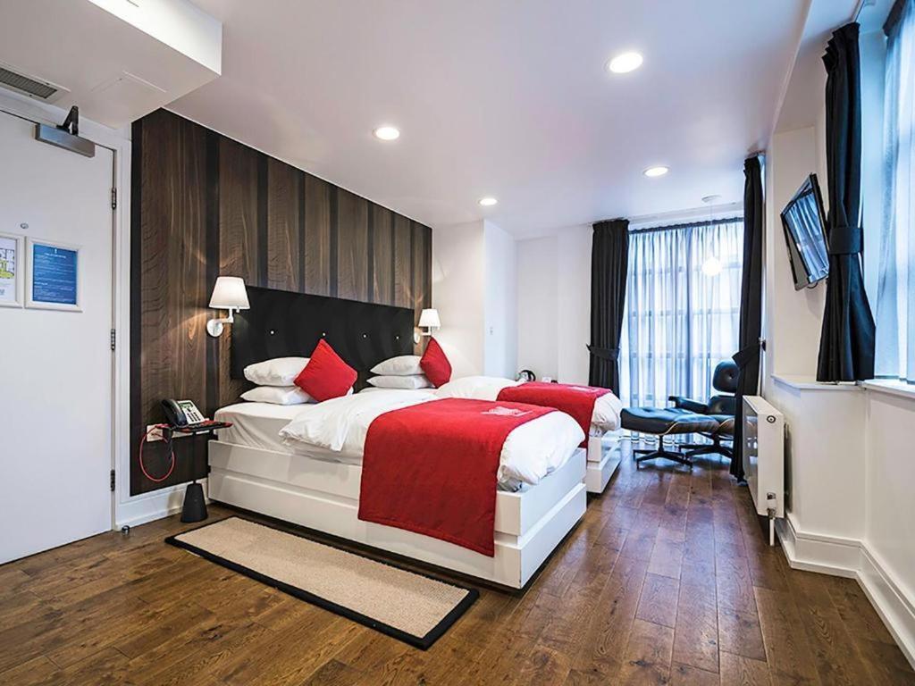 The Whitechapel Hotel