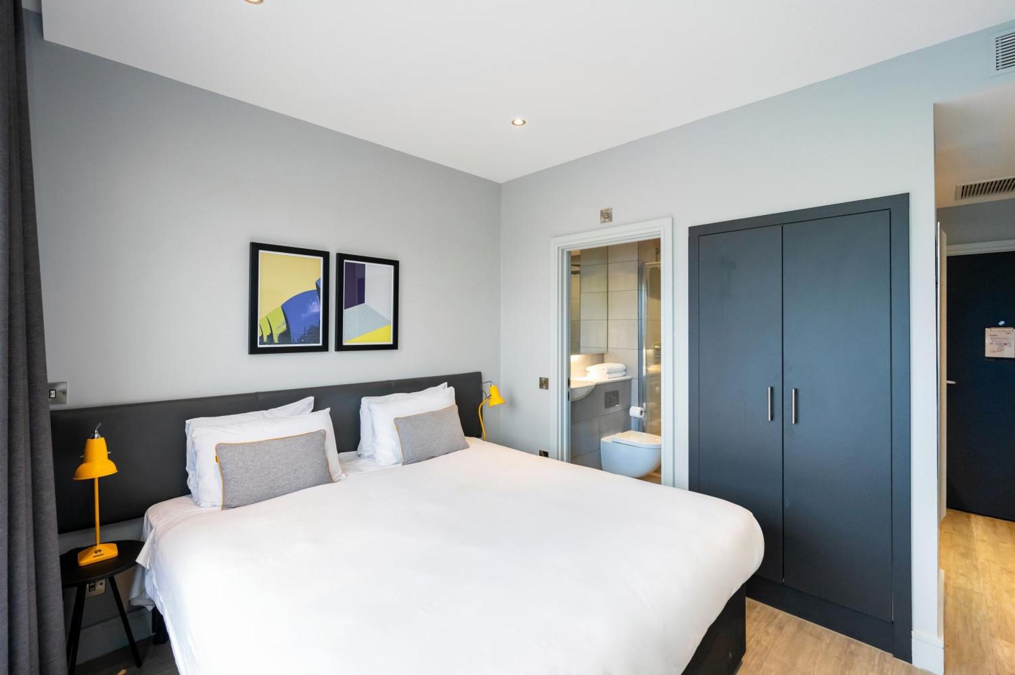 Staycity Greenwich High Road Aparthotel 3*