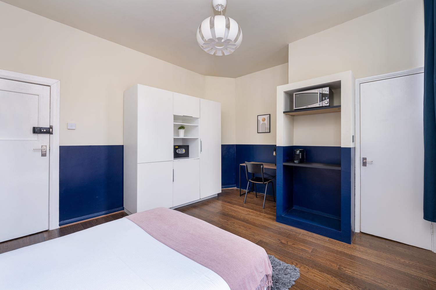 Appartement D8 House *