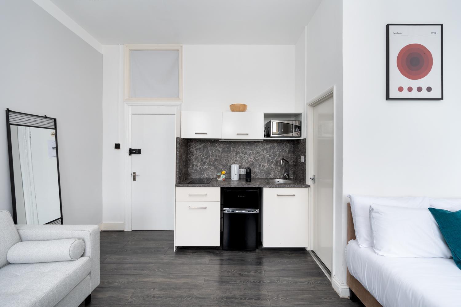 Appartement D8 House *