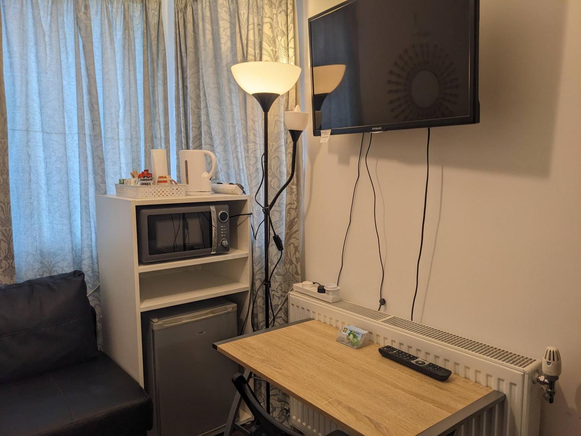 Travelstop #london-ealing Habitación en casa particular *
