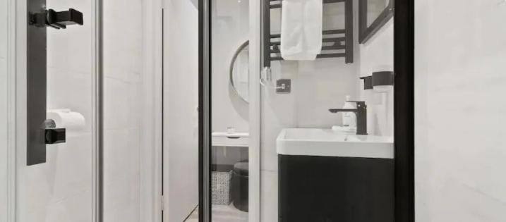 Design 1 Bed W/terrace Sleeps 3 In Camden Appartement *