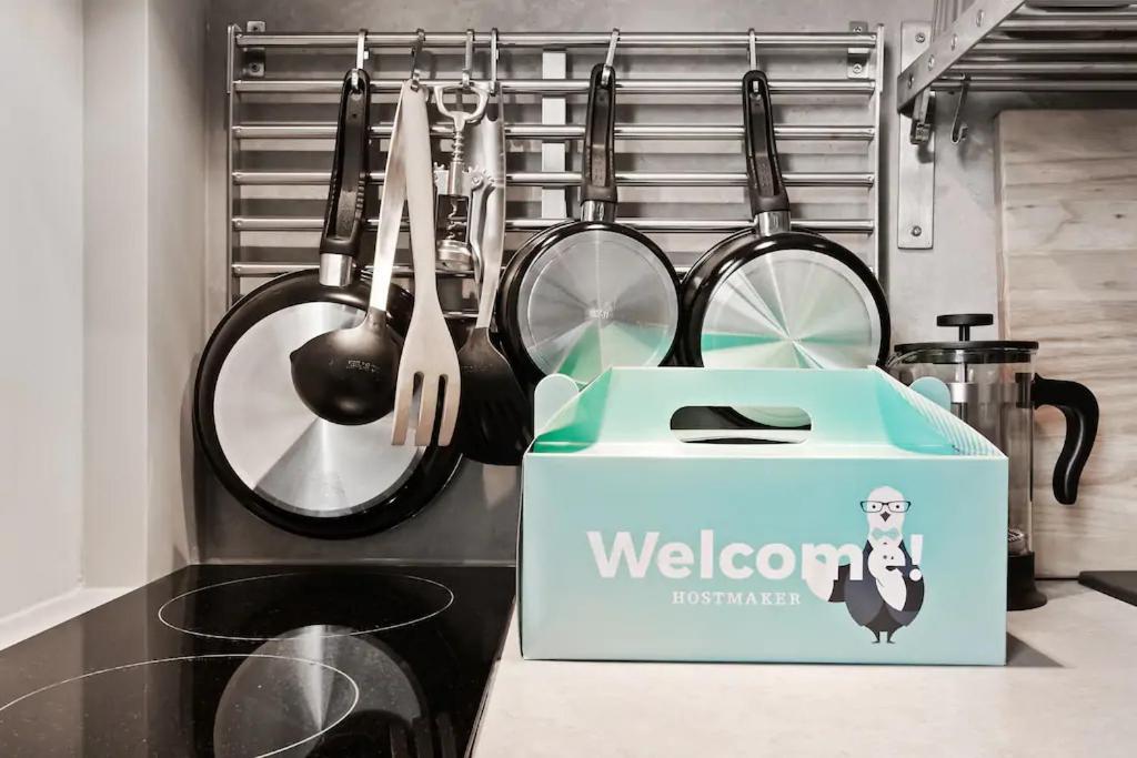 Design 1 Bed W/terrace Sleeps 3 In Camden Appartement Londen
