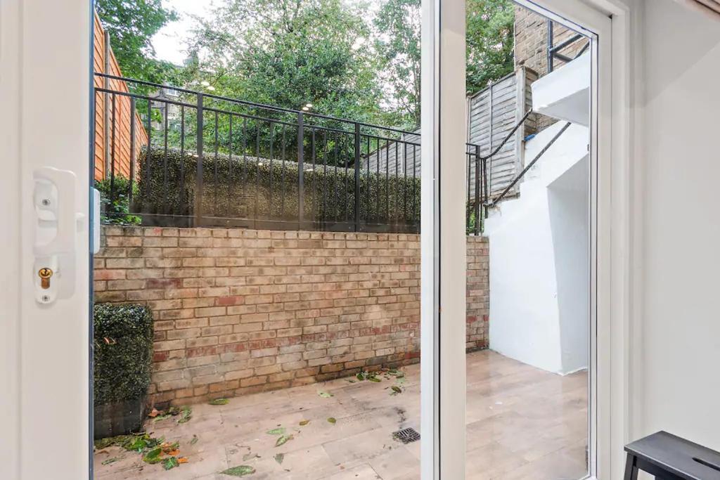 Design 1 Bed W/terrace Sleeps 3 In Camden