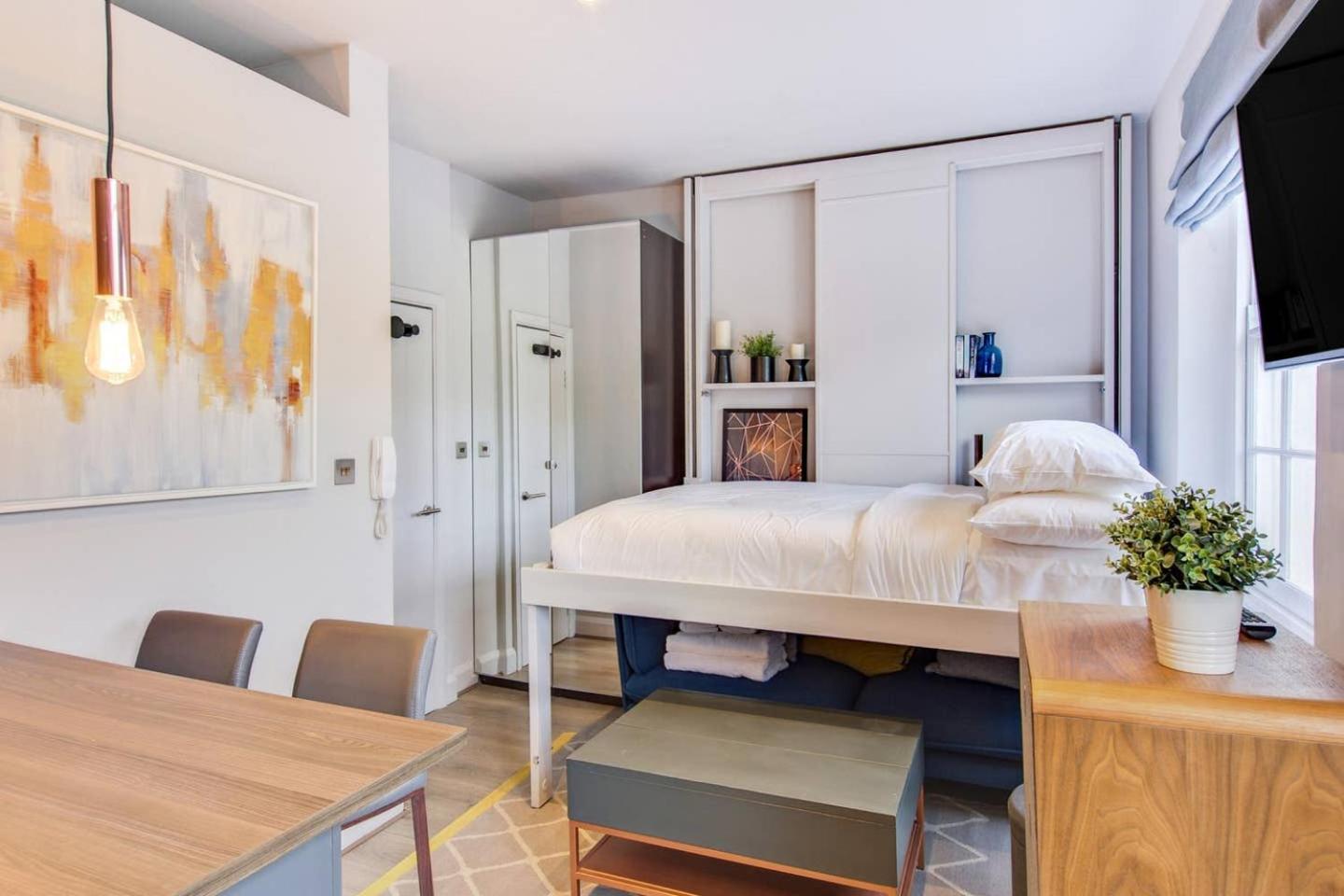 Design 1 Bed W/terrace Sleeps 3 In Camden *