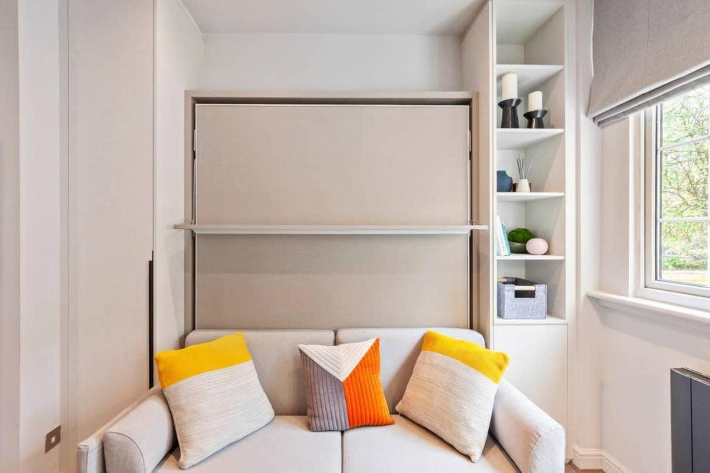 Design 1 Bed W/terrace Sleeps 3 In Camden * Londen