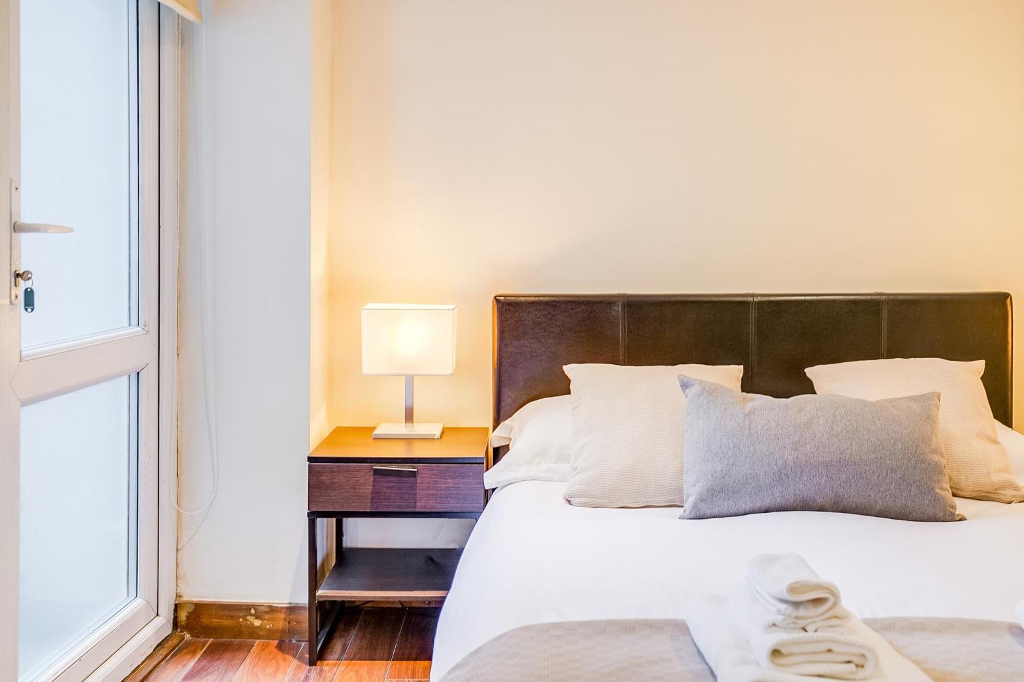 Entire Family - 2bd2bth Earl's Court Apartamento *