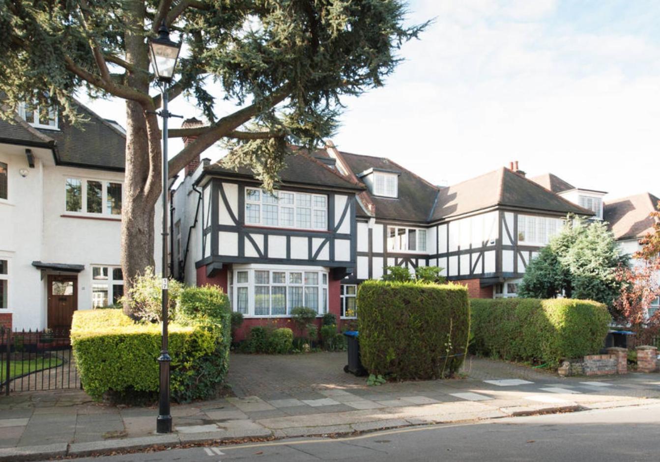 Saint Gabriel's Road * Londen