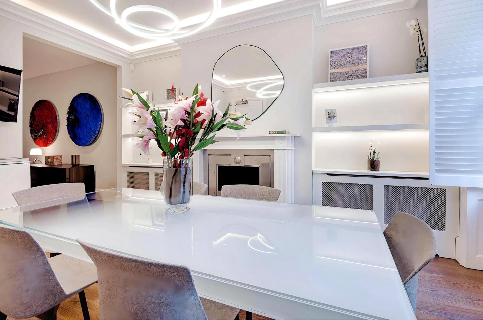 Welcome - Trafalgar Townhouse *