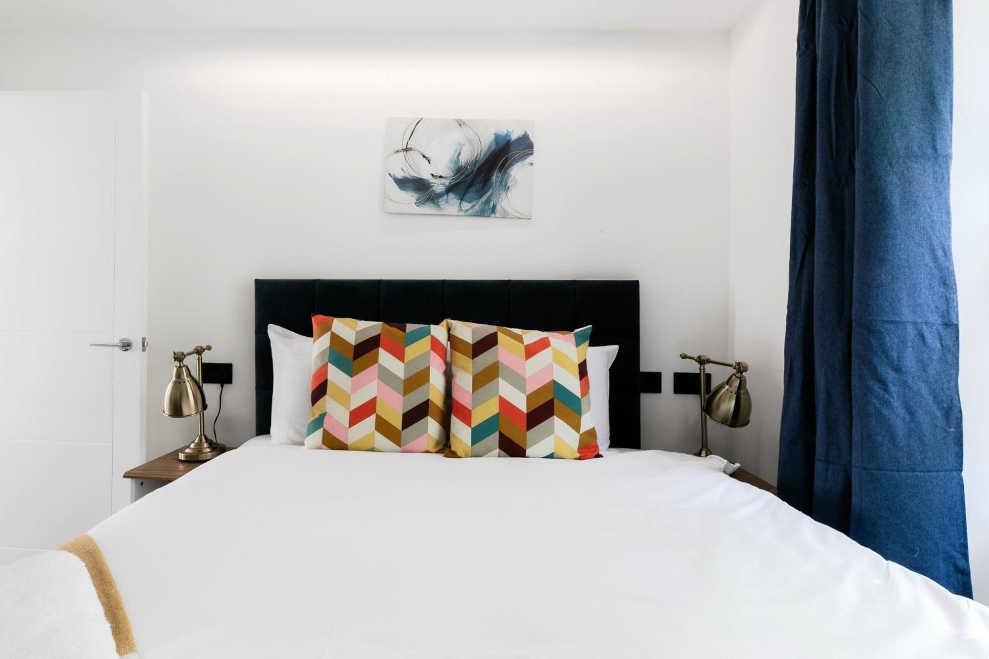 Comfortable Near Harrods *