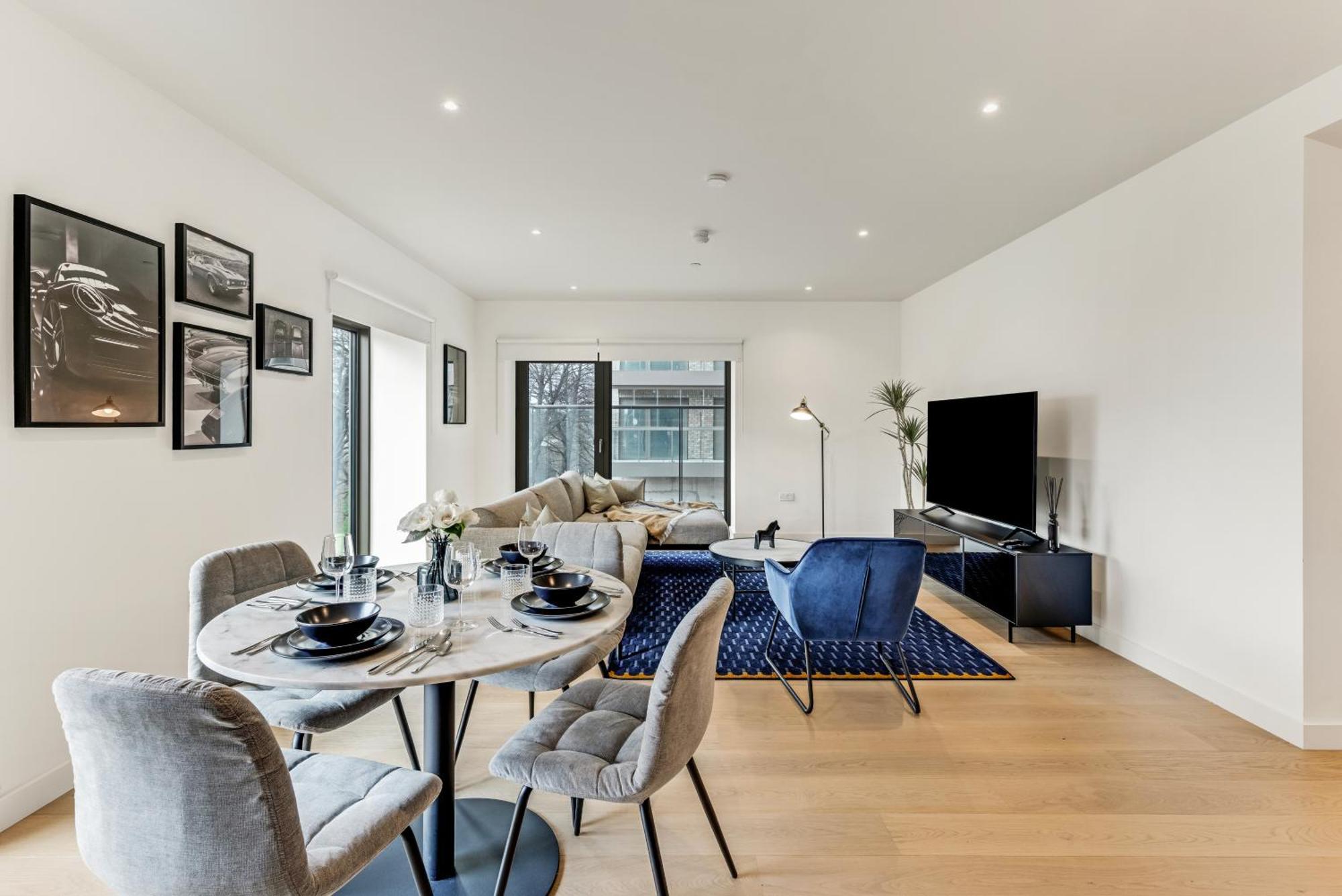 Khayat Homes - The Great Escape - 3 Bed Luxury Apartment
