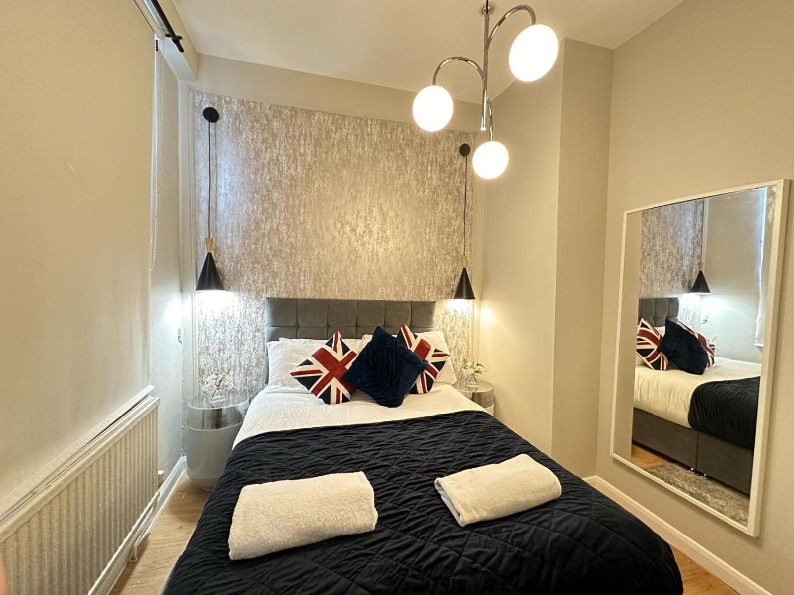 Comfortable One Bedroom Eye London