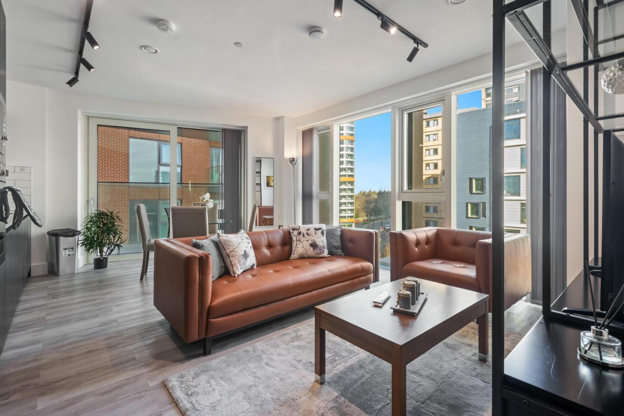 Mysquare Modern One & Two Bedrooms Flat In North Acton Close To Ealing Apartment London