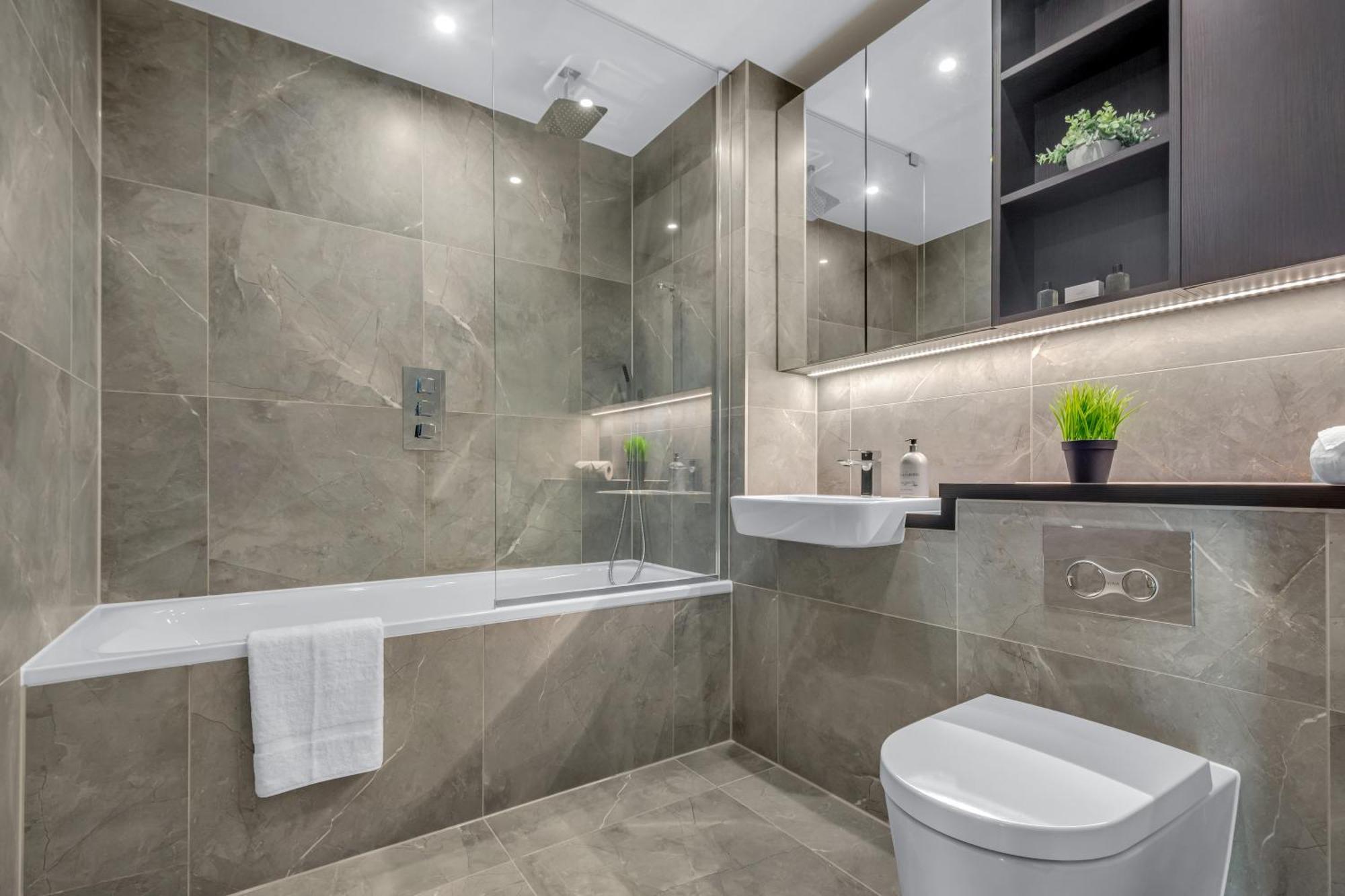 Mysquare Modern One & Two Bedrooms Flat In North Acton Close To Ealing * London