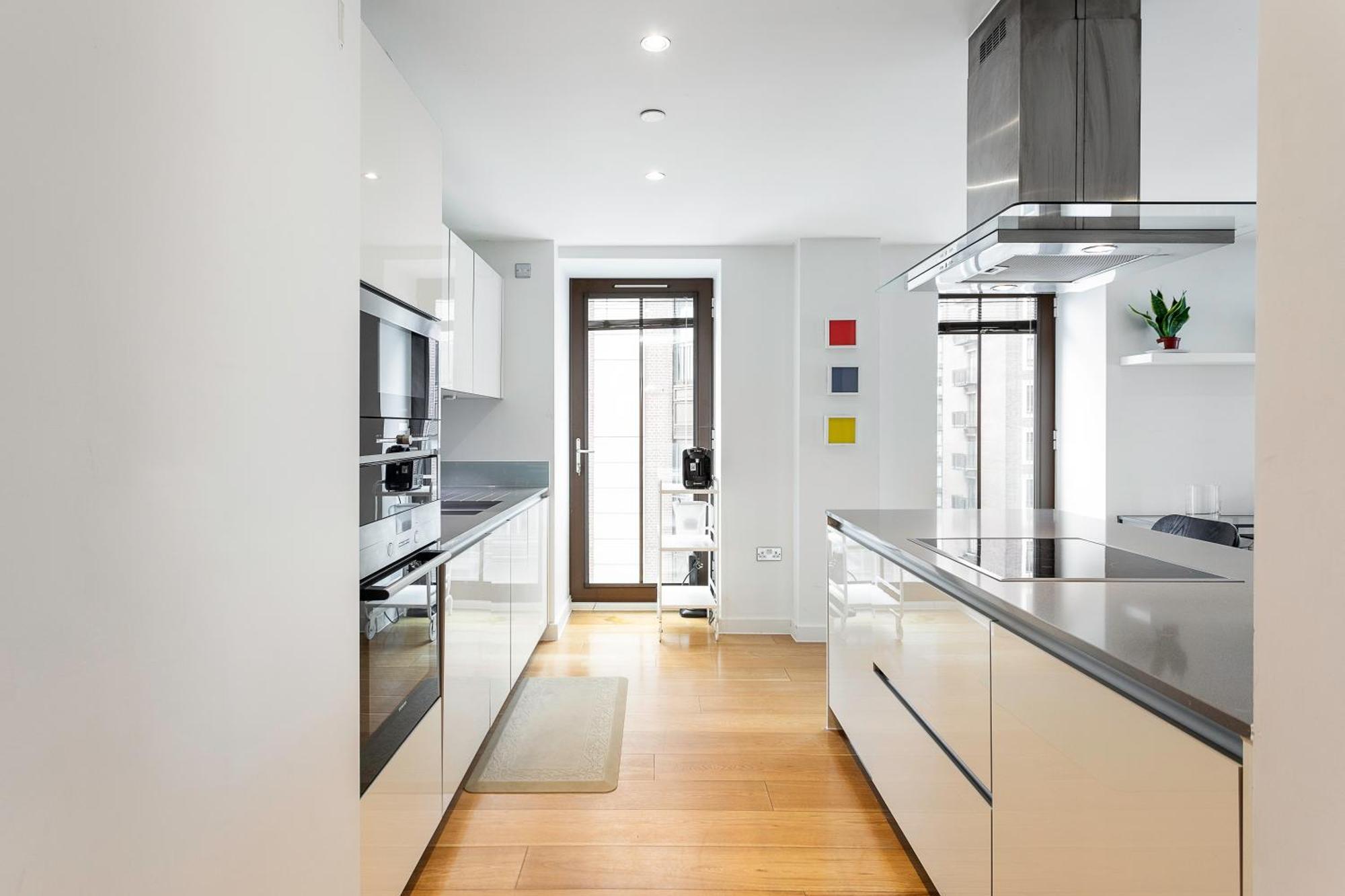 Serene Cityscape - 2br Luxury Westminster Apartamento *