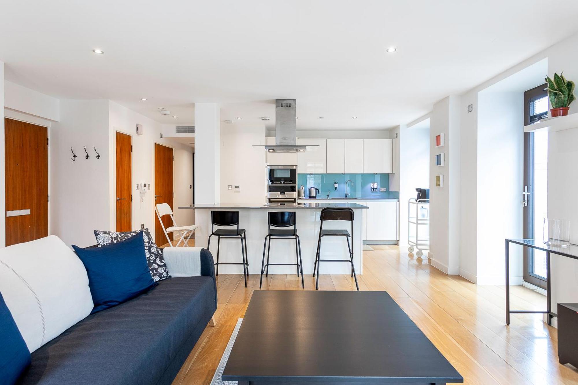 Apartment Serene Cityscape - 2br Luxury Westminster