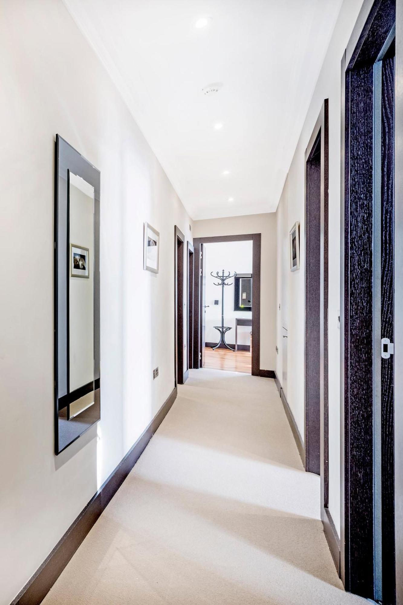 130 Queen's Gate 5*