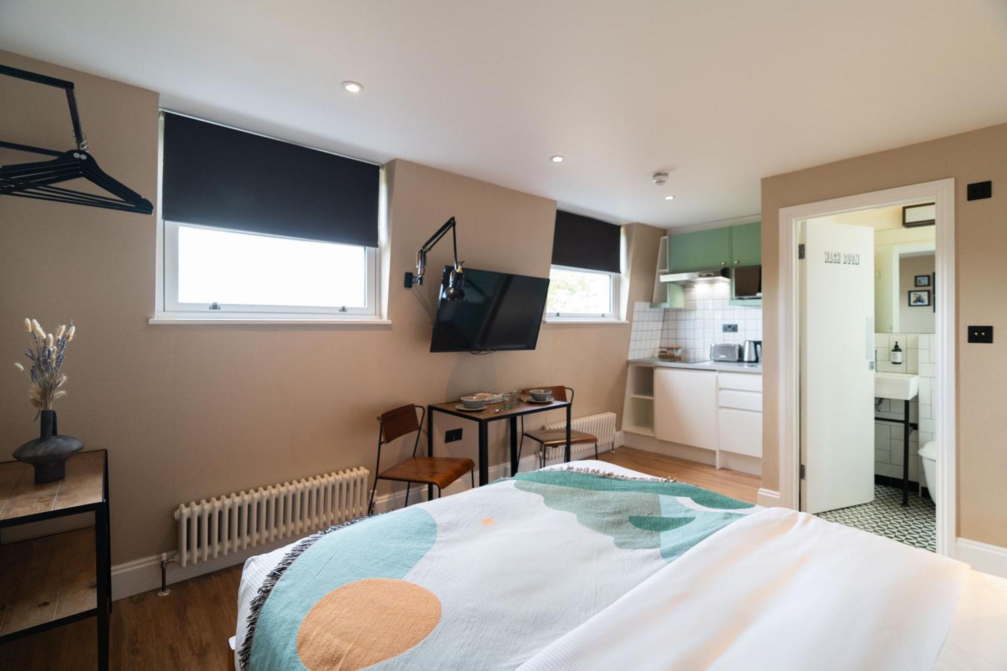 Aparthotel Room2 Hammersmith Townhouse 4*