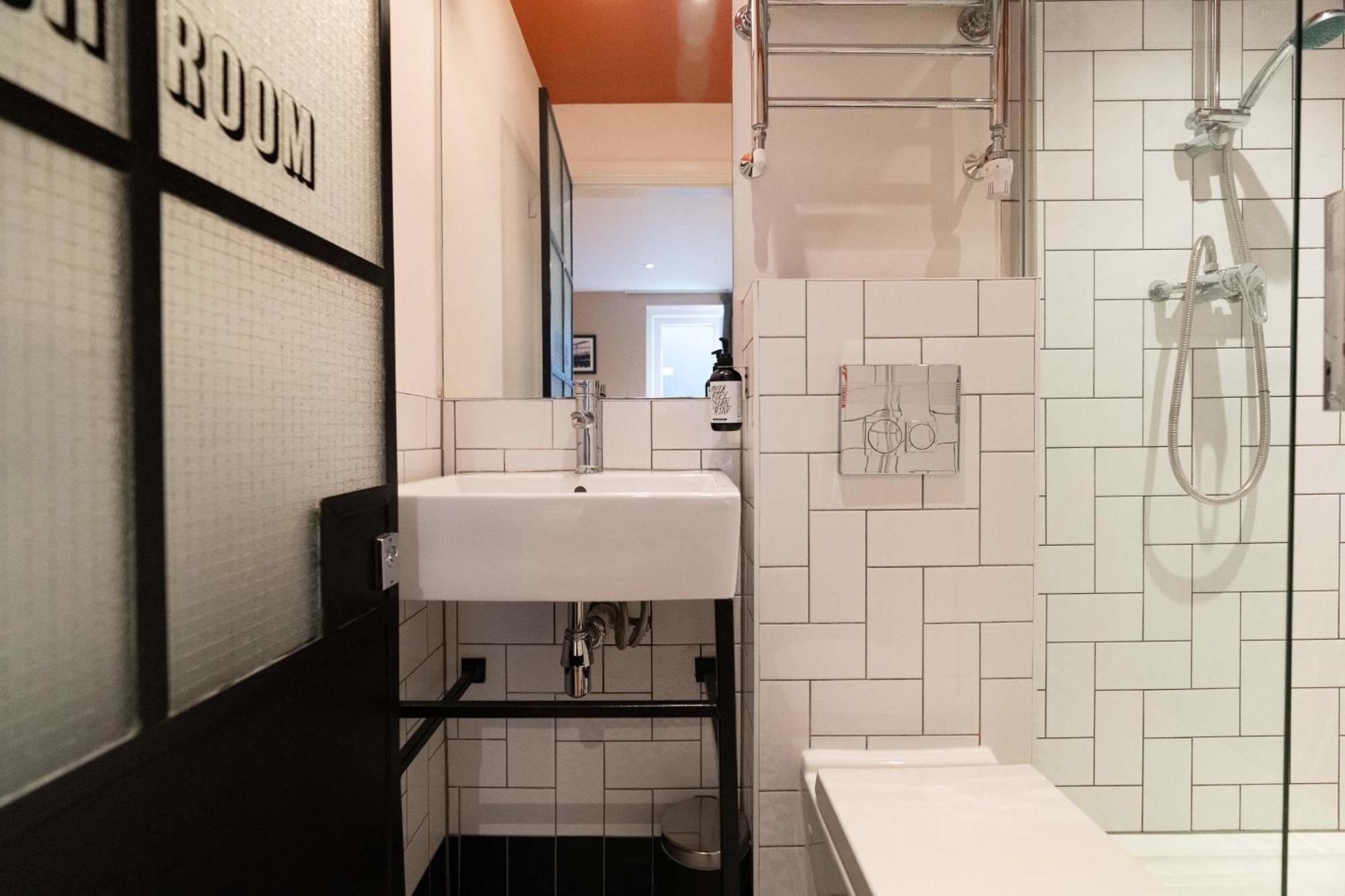 Room2 Hammersmith Townhouse Aparthotel London