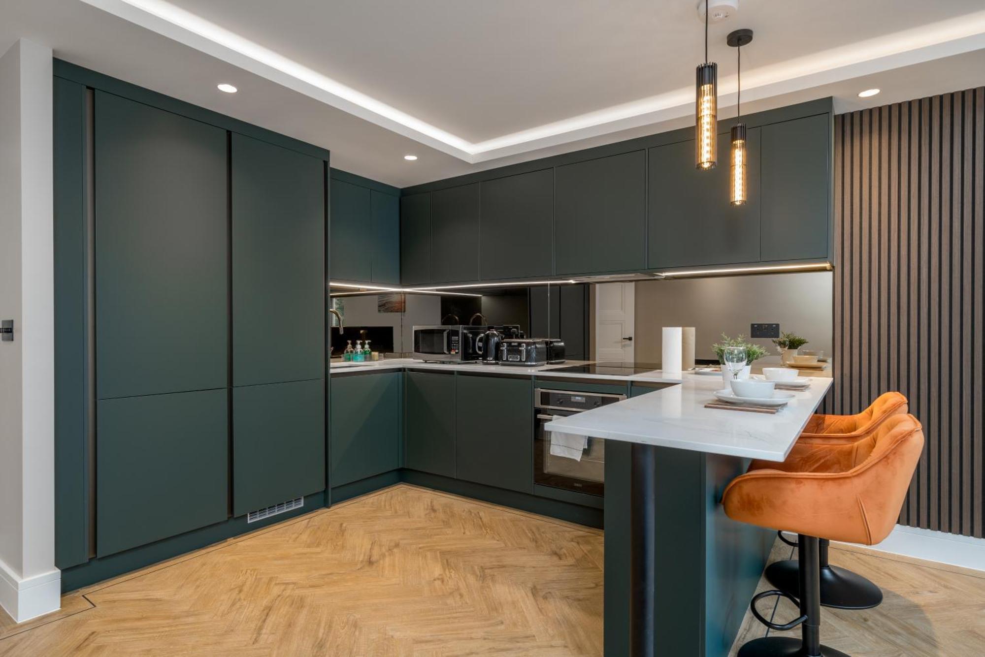 Apartment Skyvillion - Cozy Large 4 & 1 Bed In Enfield, Mins To Tube Station, Free Wi-fi London