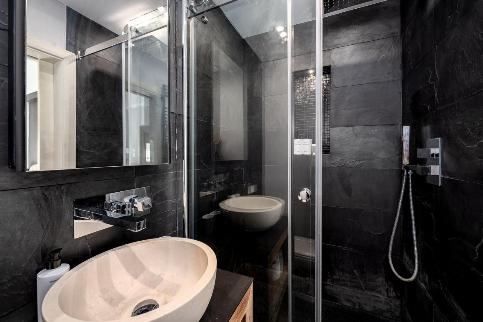 Guestready - Fantastic In The Heart Of