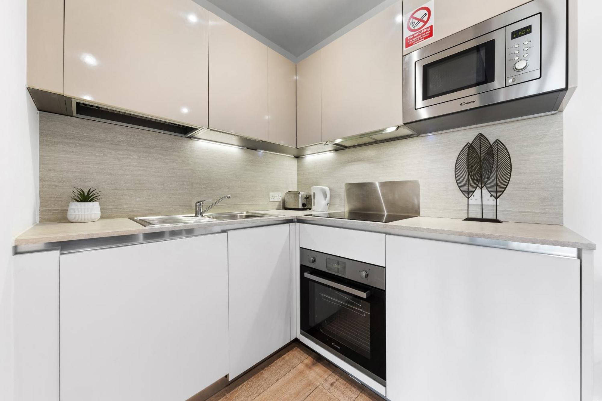 Charming 1-bed In Appartement