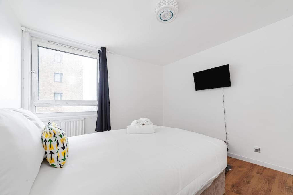 Modern Living In Stylish 3-bed Flat Appartement Londen