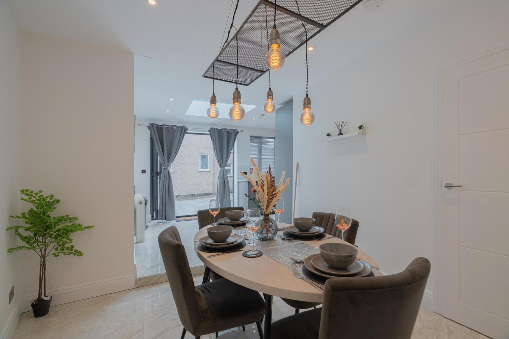 Ferienhaus Stunning 3 Bd House-tottenham Hotspur Stadium-parking And Wifi Free London
