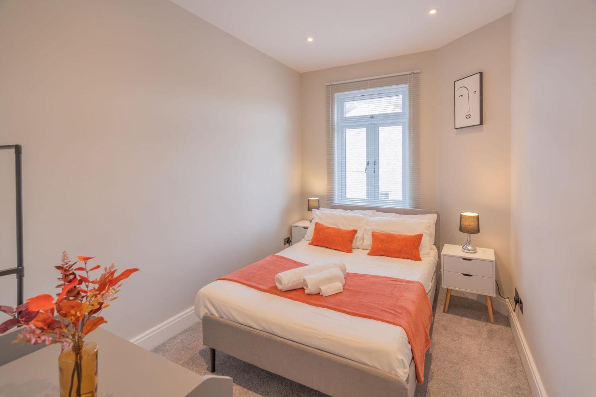 Stunning 3 Bd House-tottenham Hotspur Stadium-parking And Wifi Free Ferienhaus