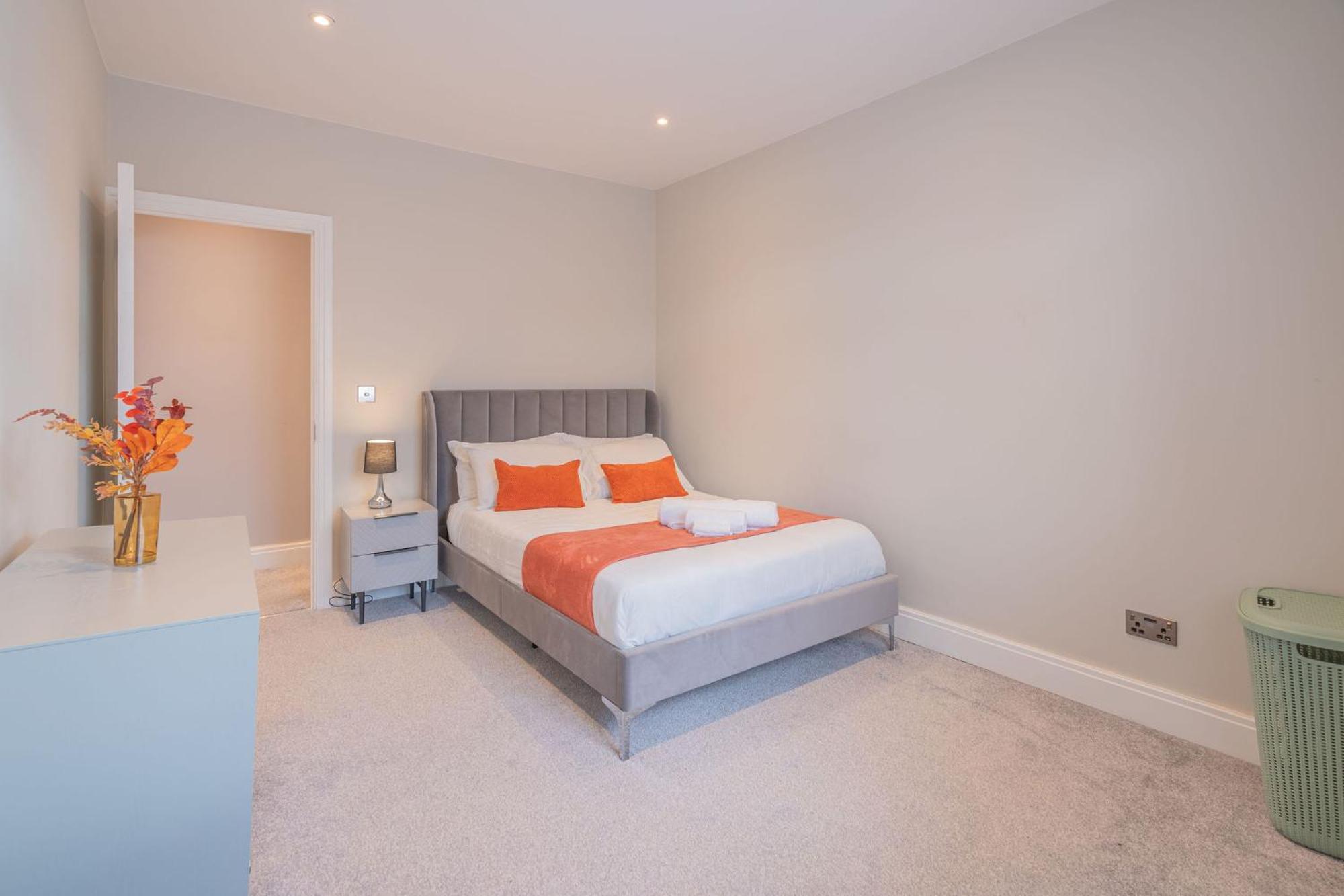 Stunning 3 Bd House-tottenham Hotspur Stadium-parking And Wifi Free Ferienhaus *