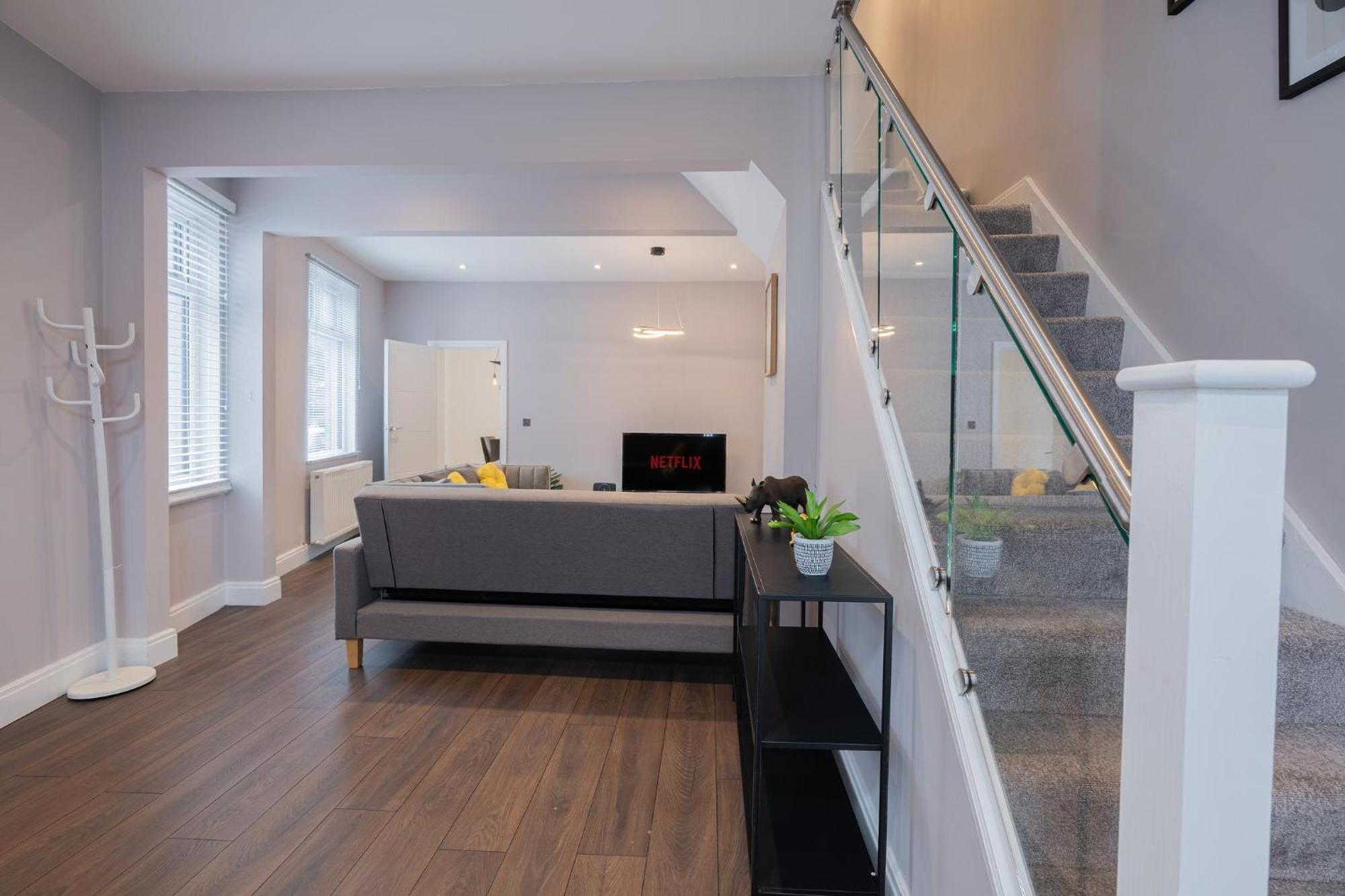 Stunning 3 Bd House-tottenham Hotspur Stadium-parking And Wifi Free Ferienhaus London