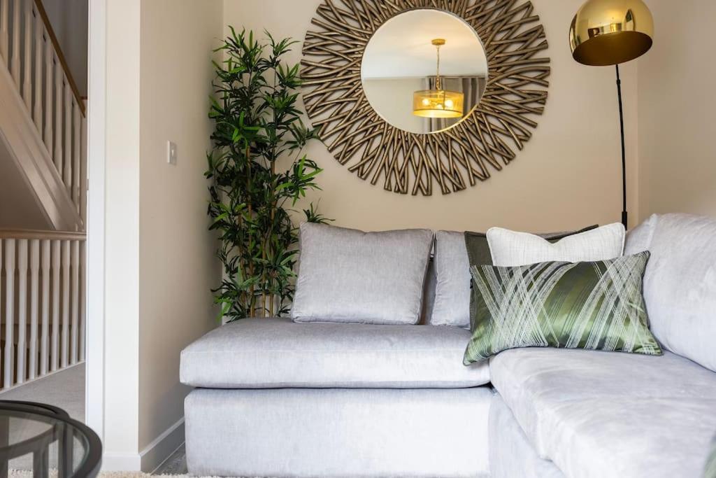 Free Parking/luxurious 3 Bd House/best Offer Londen