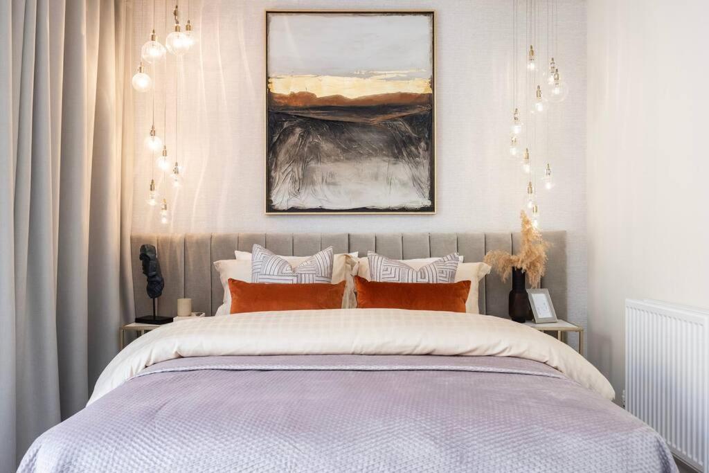 Free Parking/luxurious 3 Bd House/best Offer Appartement Londen