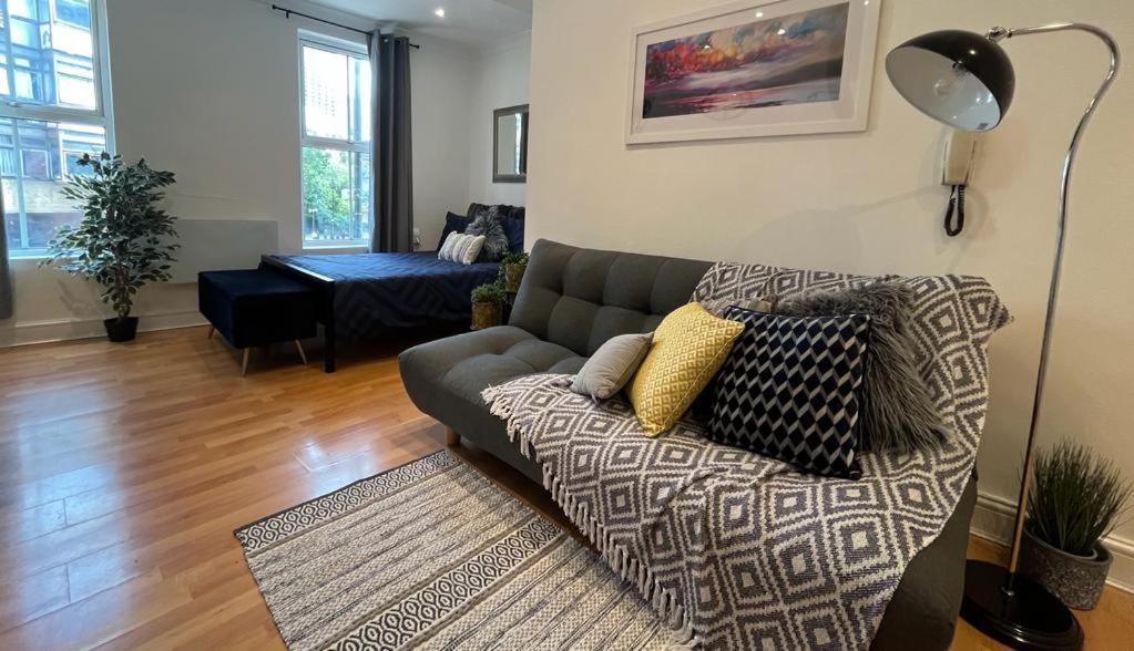 Apartment In Barbican / Farringdon London