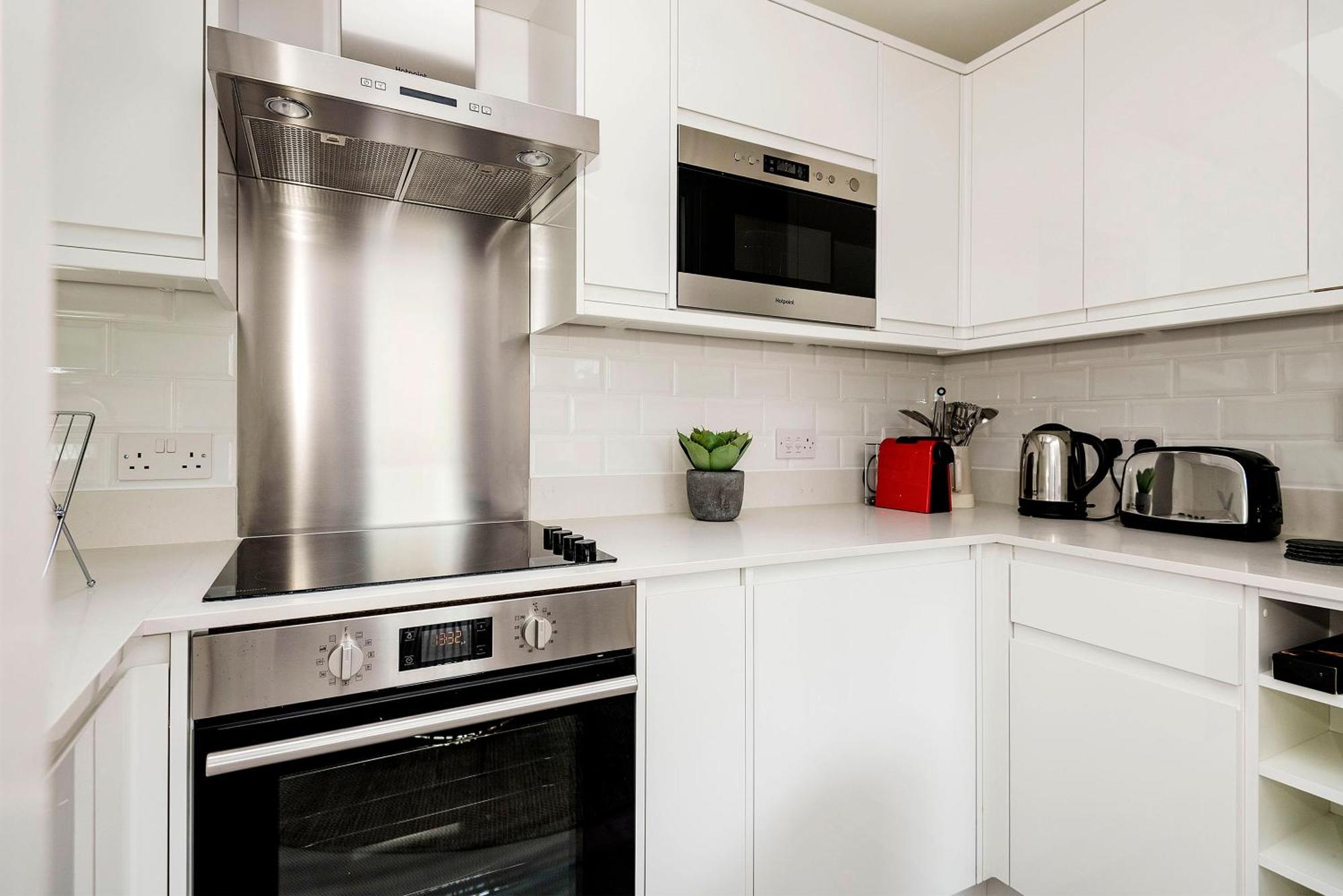 3 Sloane Gardens Aparthotel 2*