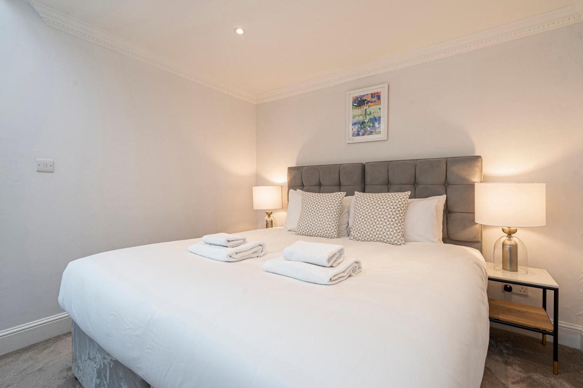 3 Sloane Gardens 2* London