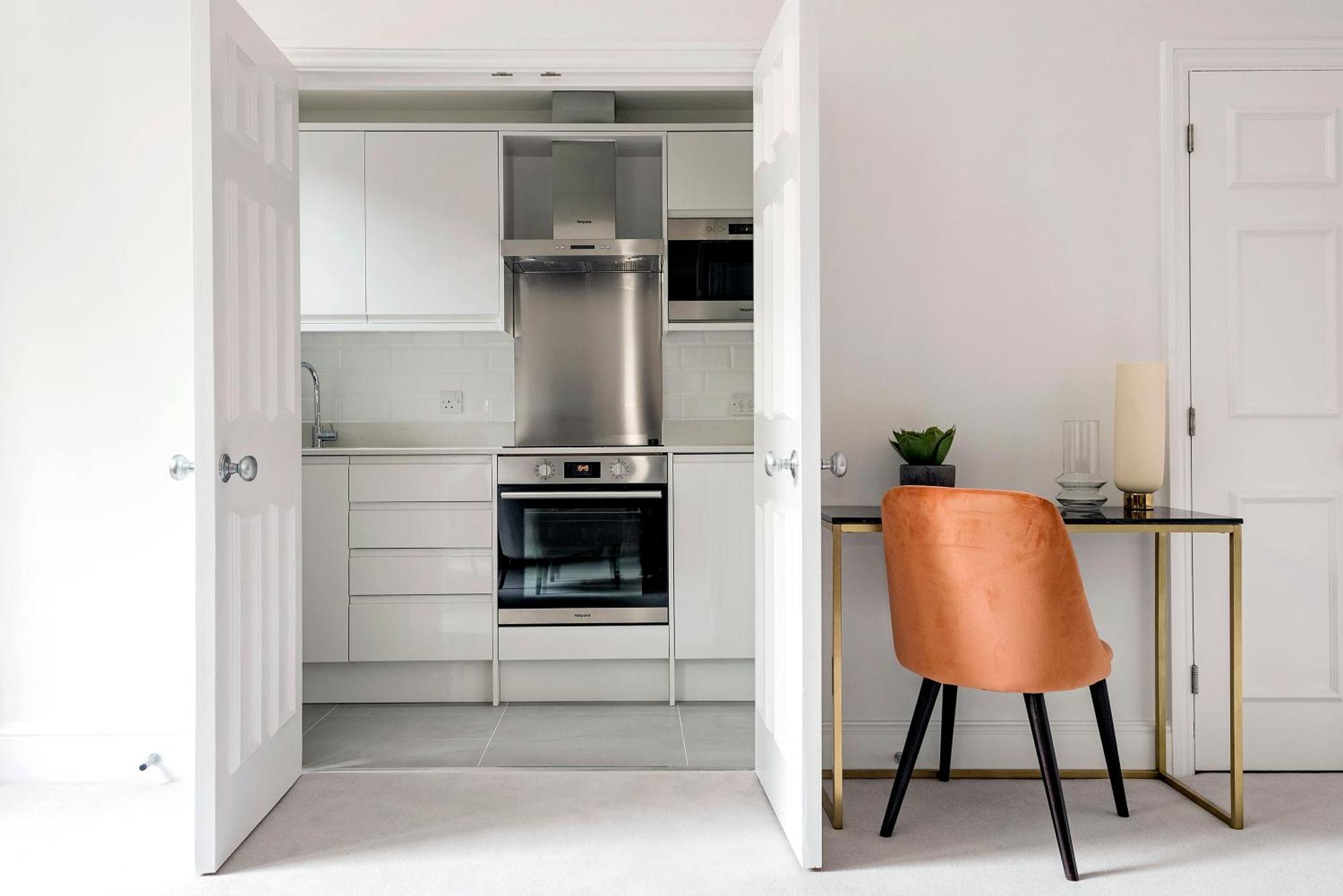 3 Sloane Gardens 2* London