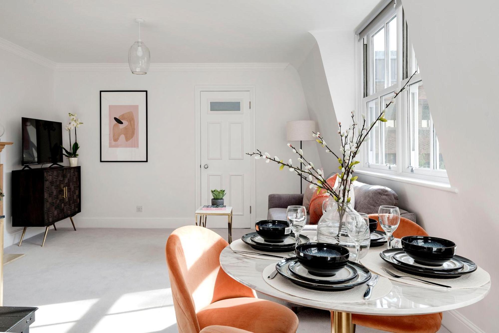 3 Sloane Gardens 2*