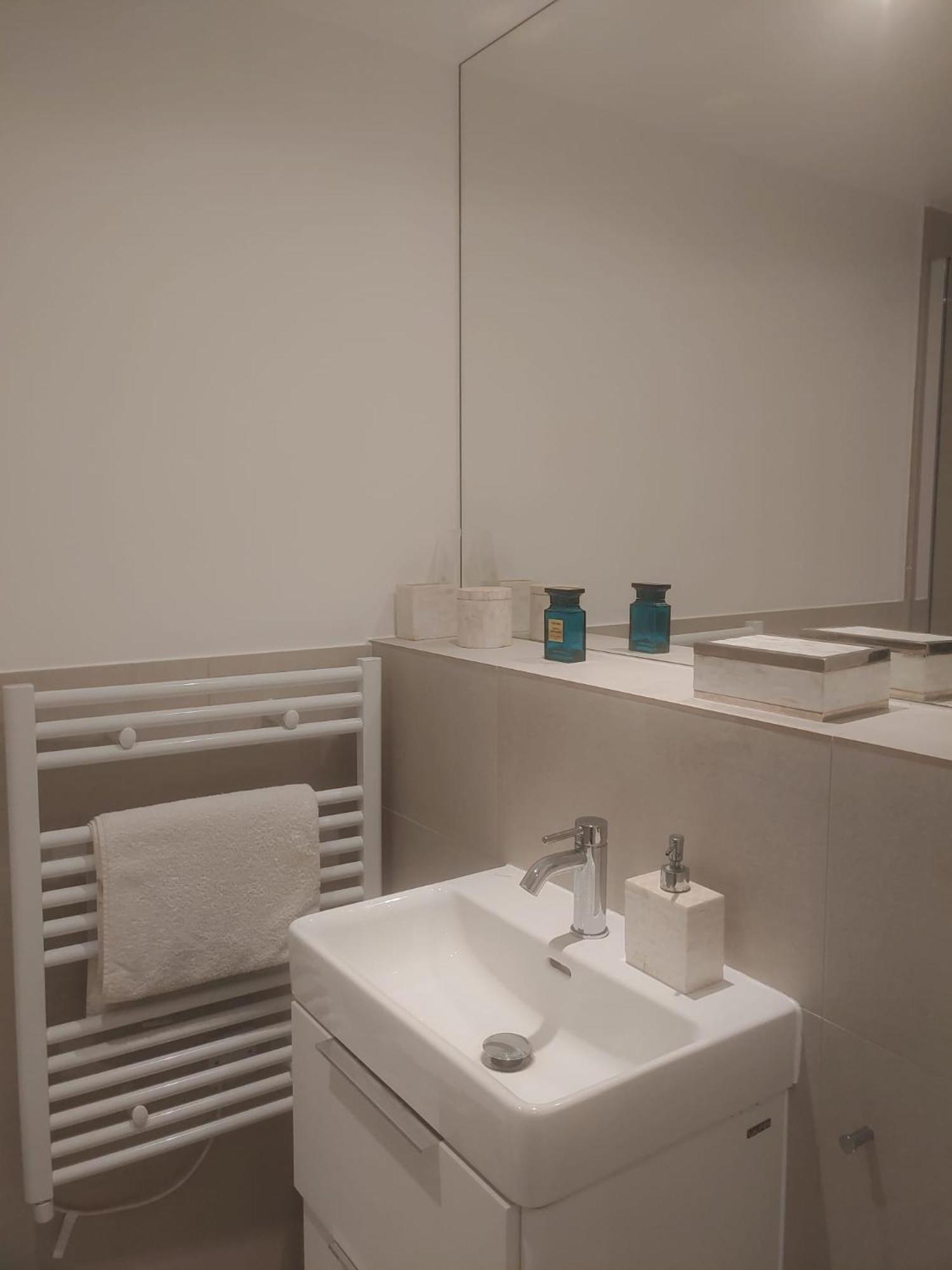 Apartment Luxurious Duplex Design-flat Kensington London