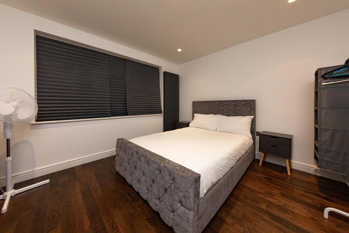 Bonneville House, Private Jacuzzi And Modern Interior London