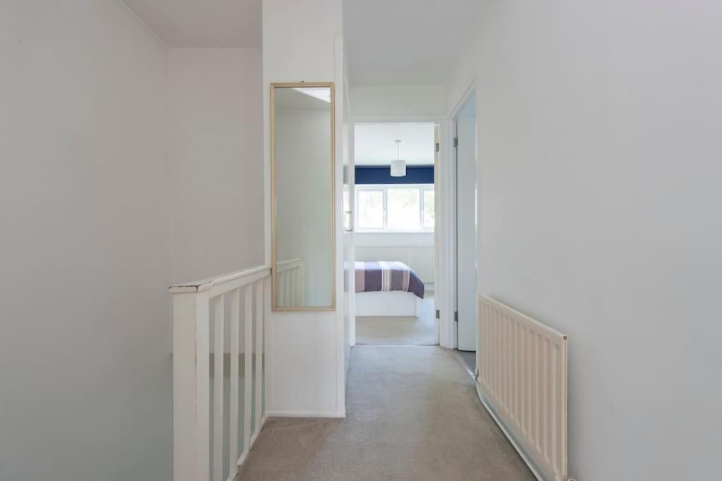 Lovely 2-bed 15 Minutes To London