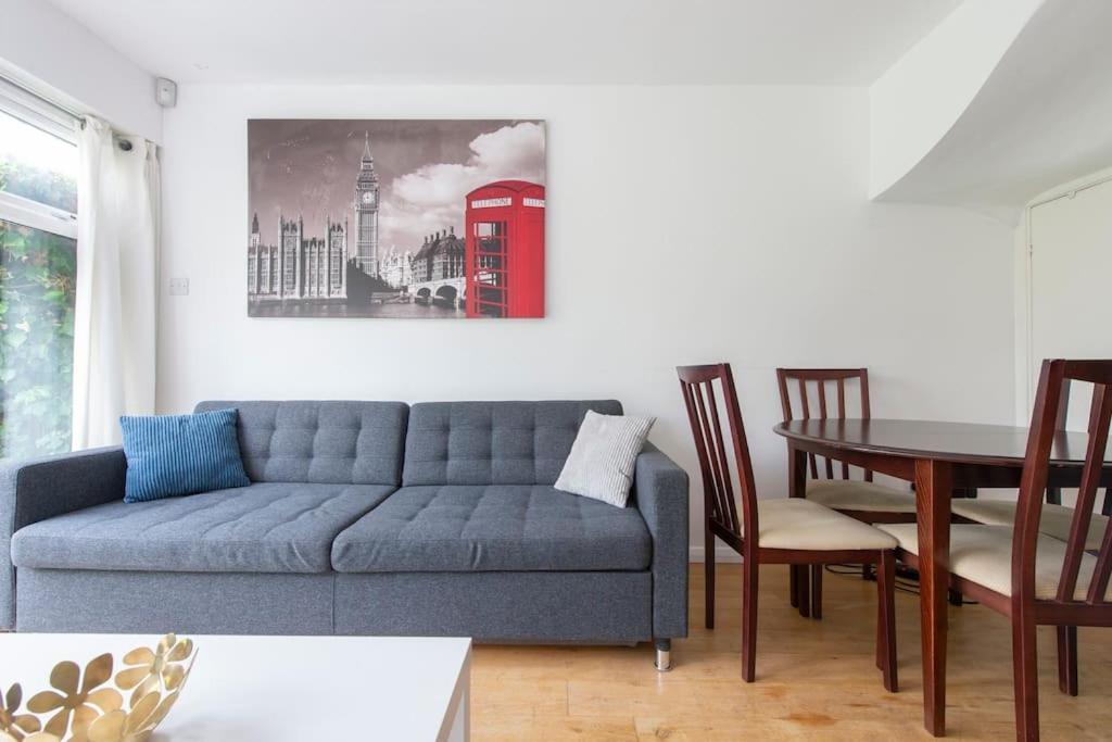 Lovely 2-bed 15 Minutes To