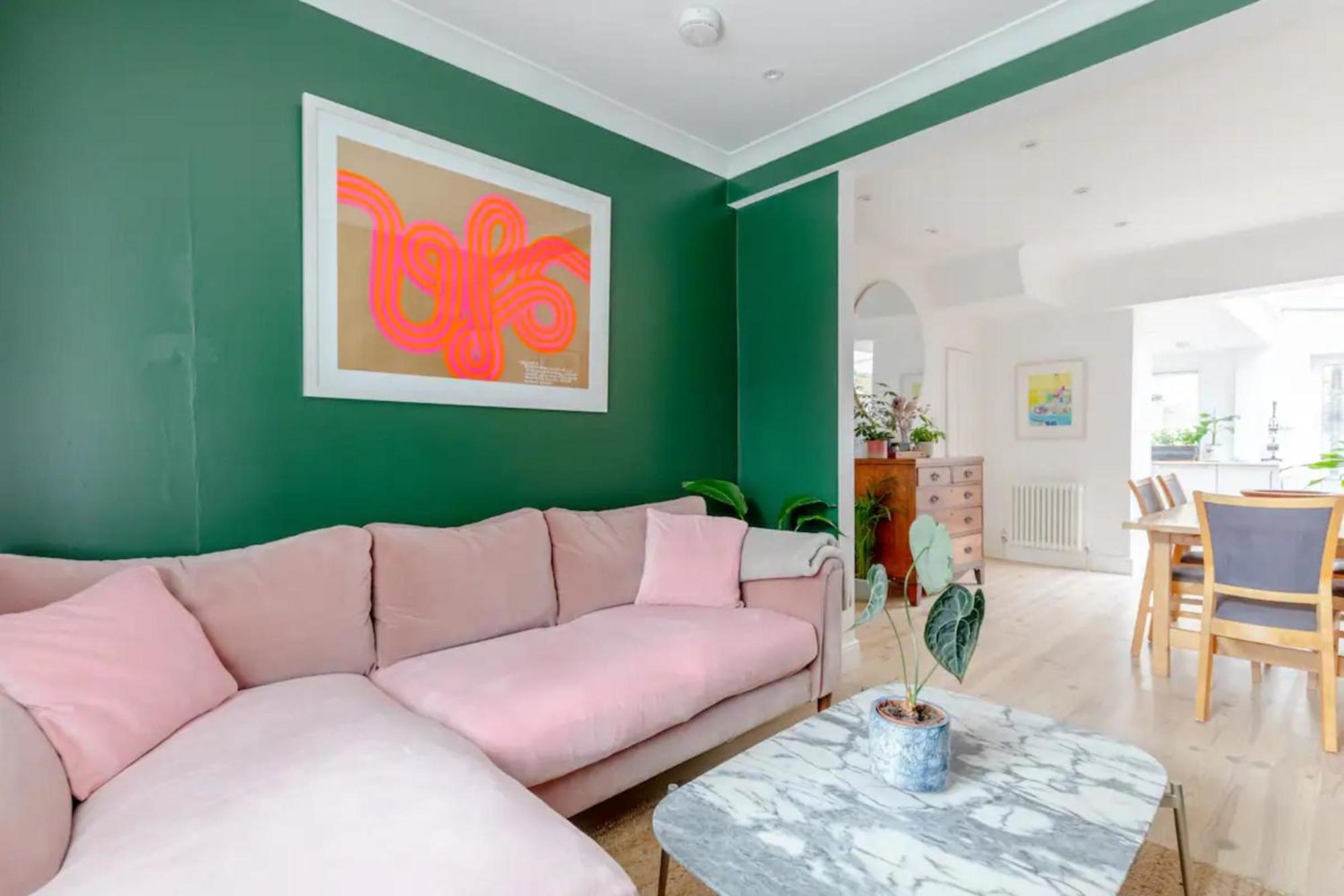 Holiday home Beautifully Designed 2bd House - By Queen's Park! *