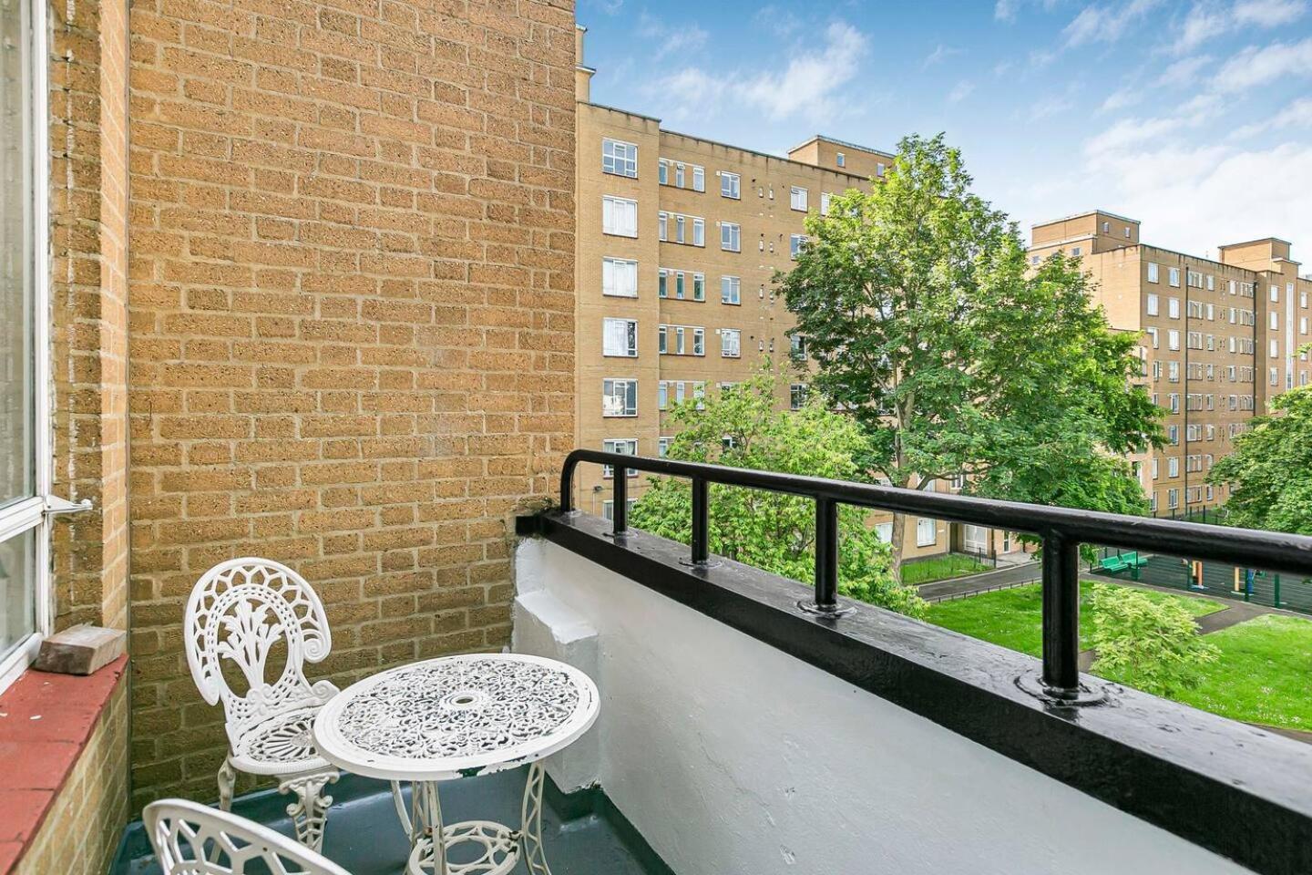 Modern And Cosy Flat In Little Venice London