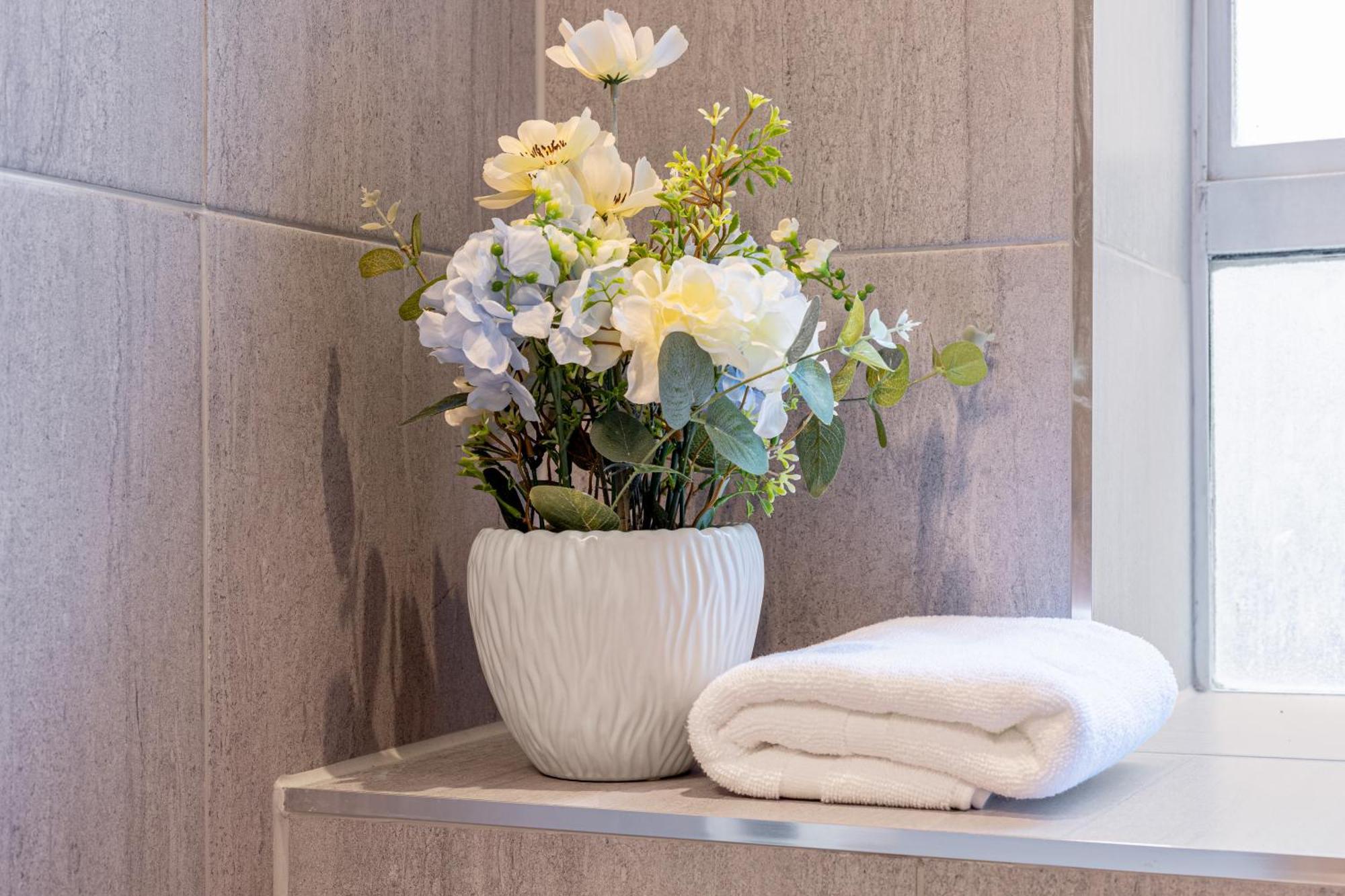 Charming In Prestigious Chelsea London