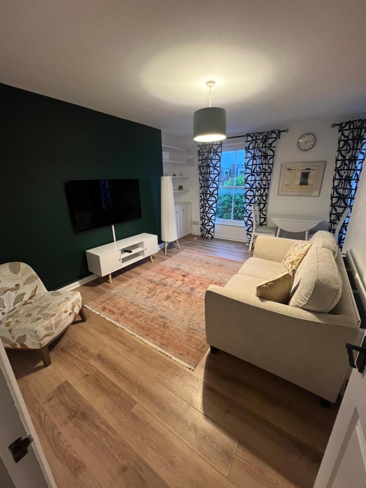 Stylish Warwick Avenue Escape Near Little Venice London