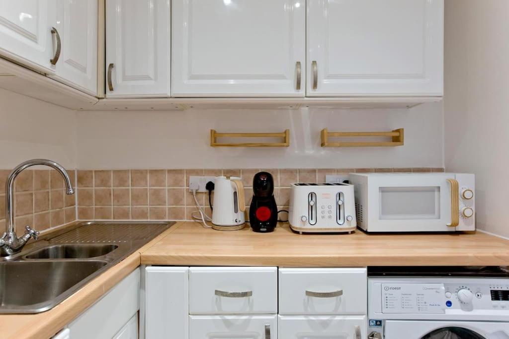Imperial Hogarth Road -4th Floor * London