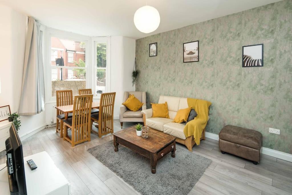 Family-friendly Garden Retreat * Londen